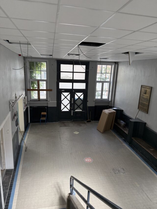 Ecole en travaux, ça avance bien !