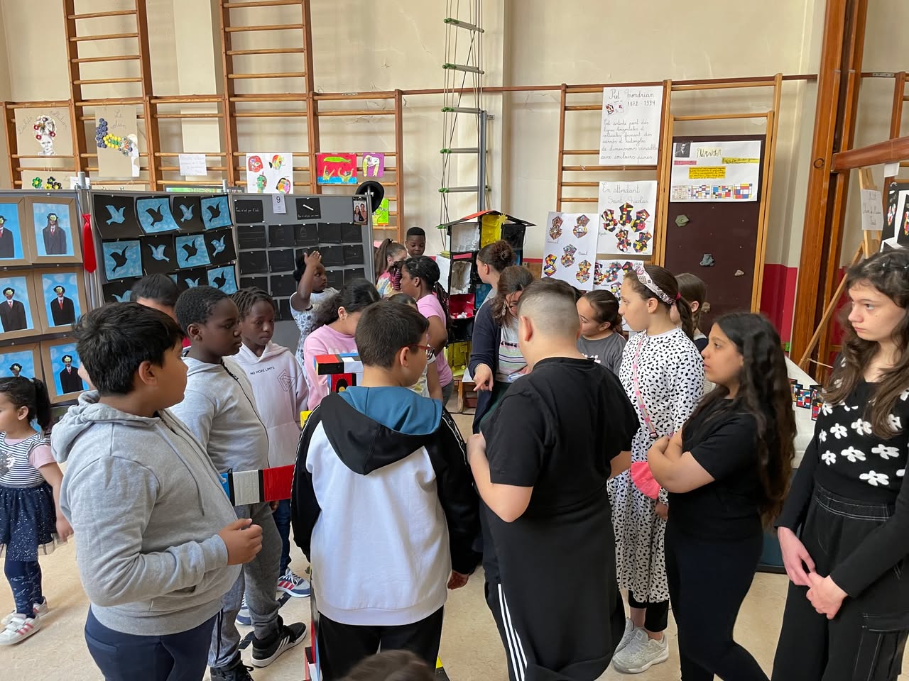 Exposition de reprises de grands artistes à l'école Henri Frick