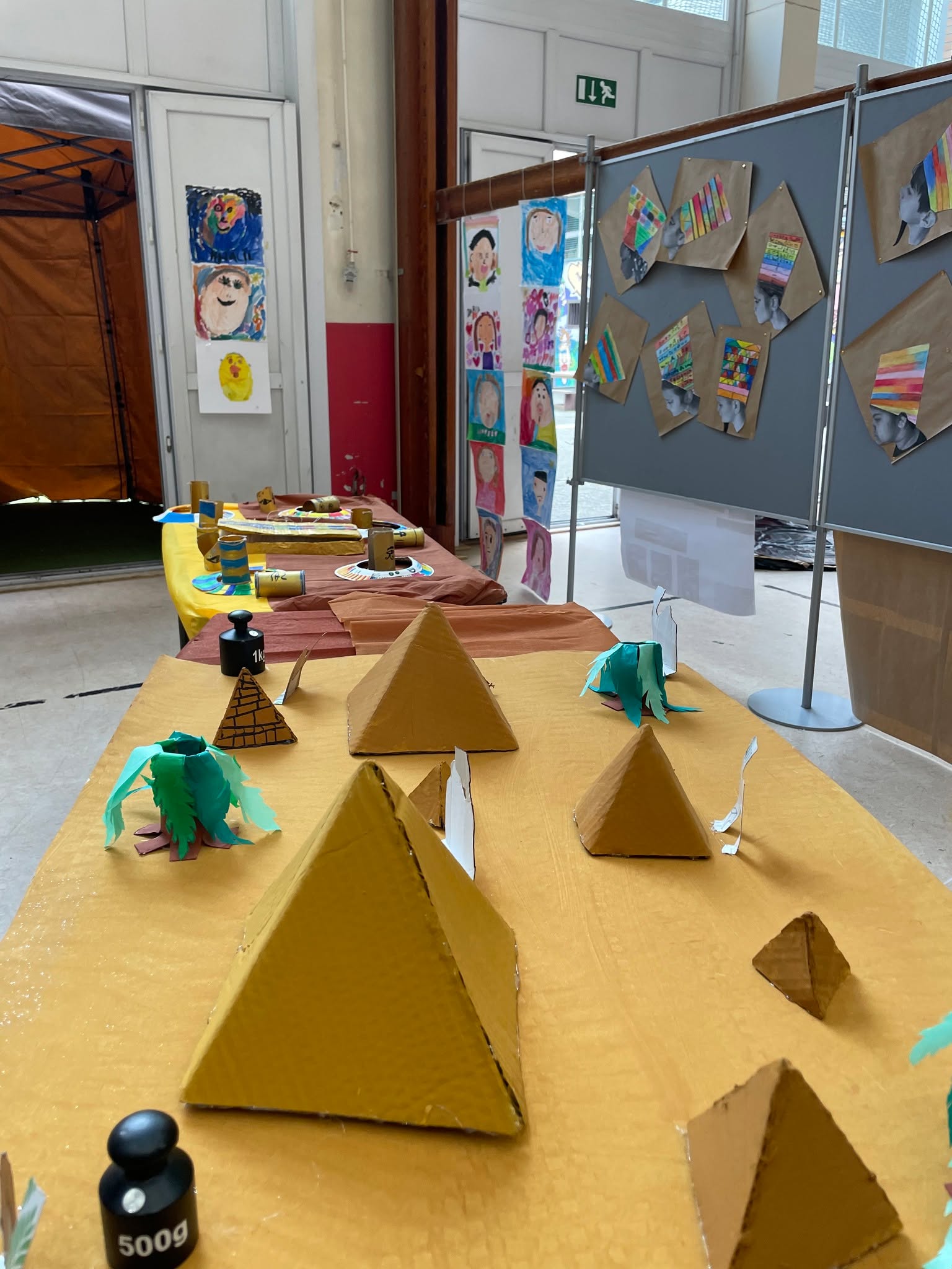Exposition de reprises de grands artistes à l'école Henri Frick