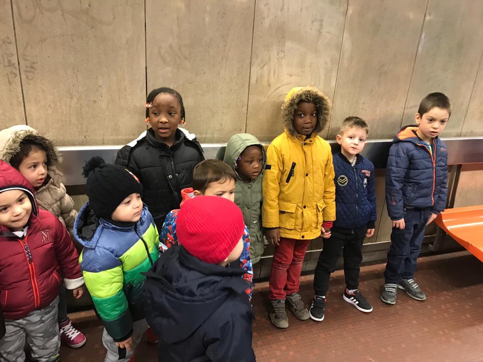 Les classes Montessori dans les transports bruxellois