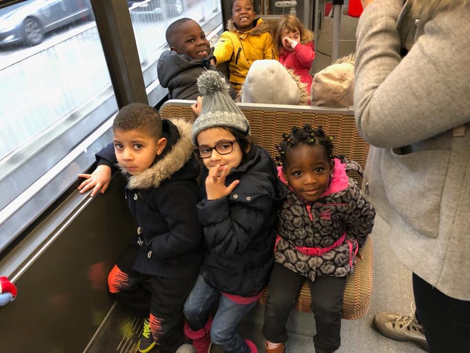 Les classes Montessori dans les transports bruxellois