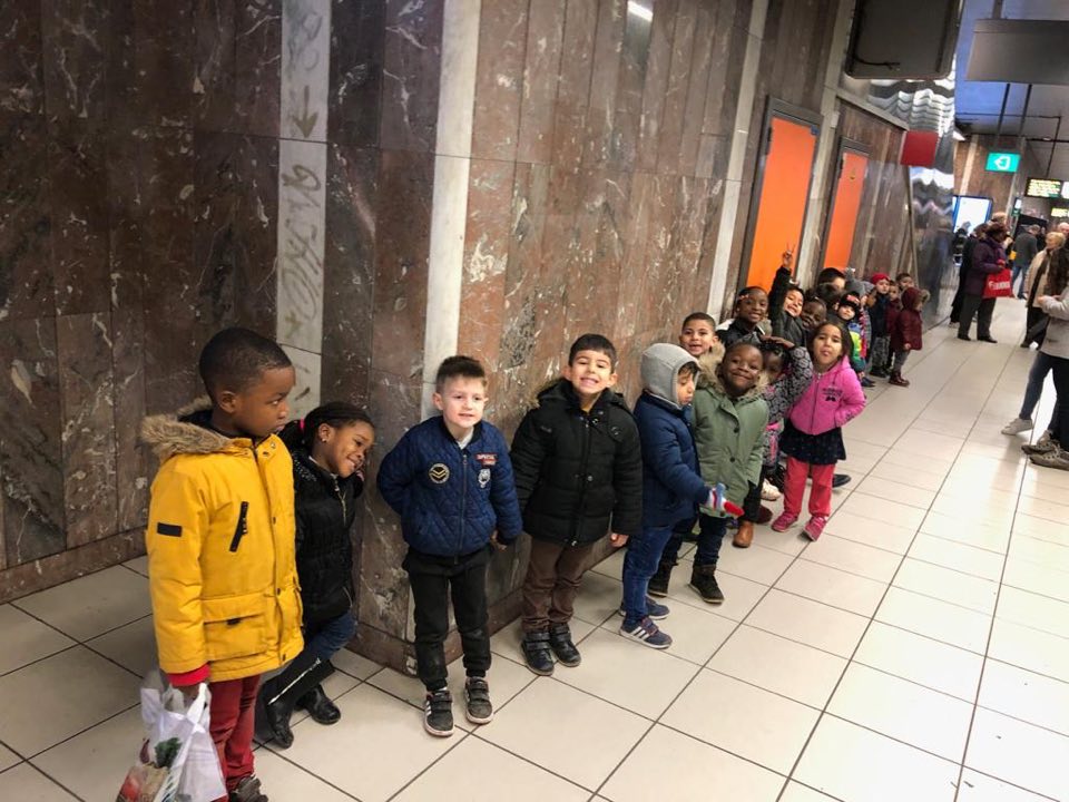 Les classes Montessori dans les transports bruxellois