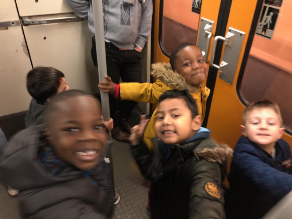 Les classes Montessori dans les transports bruxellois