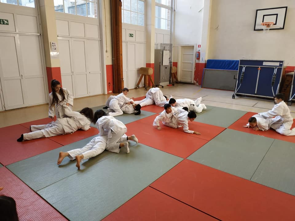Cours d’éducation physique avec M. Benoit