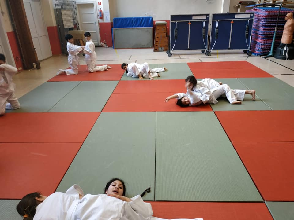 Cours d’éducation physique avec M. Benoit
