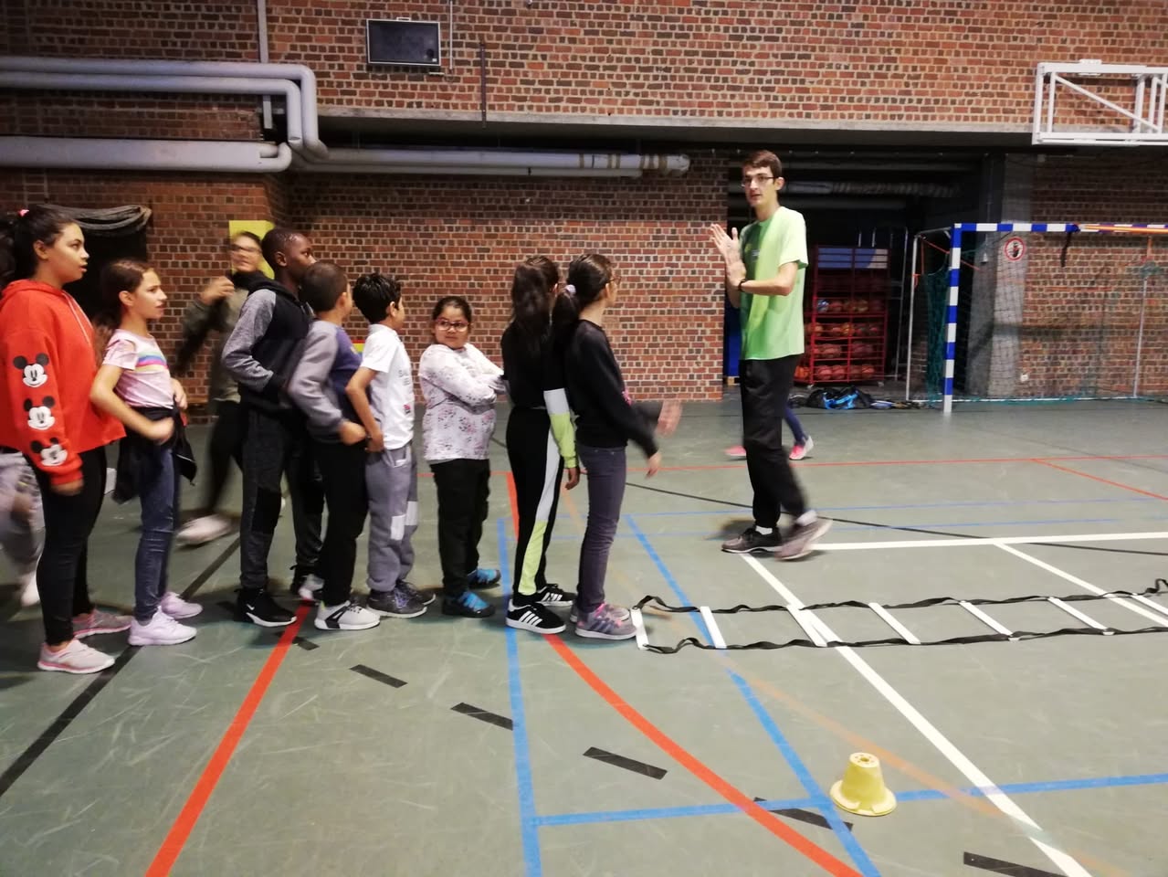 Les élèves de P5 pour l’activité place Rogier