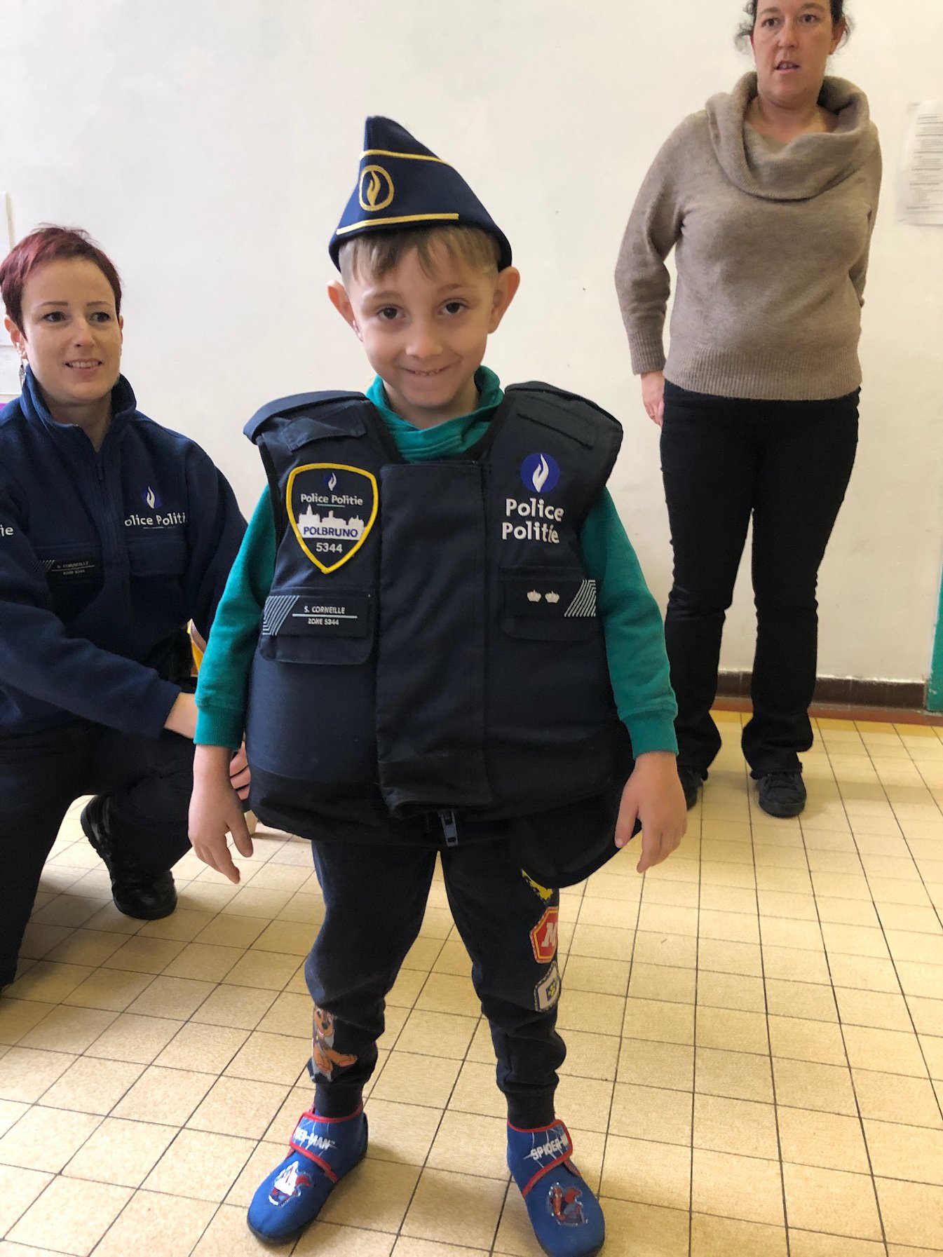 Visite de la police chez Monsieur Cédric
