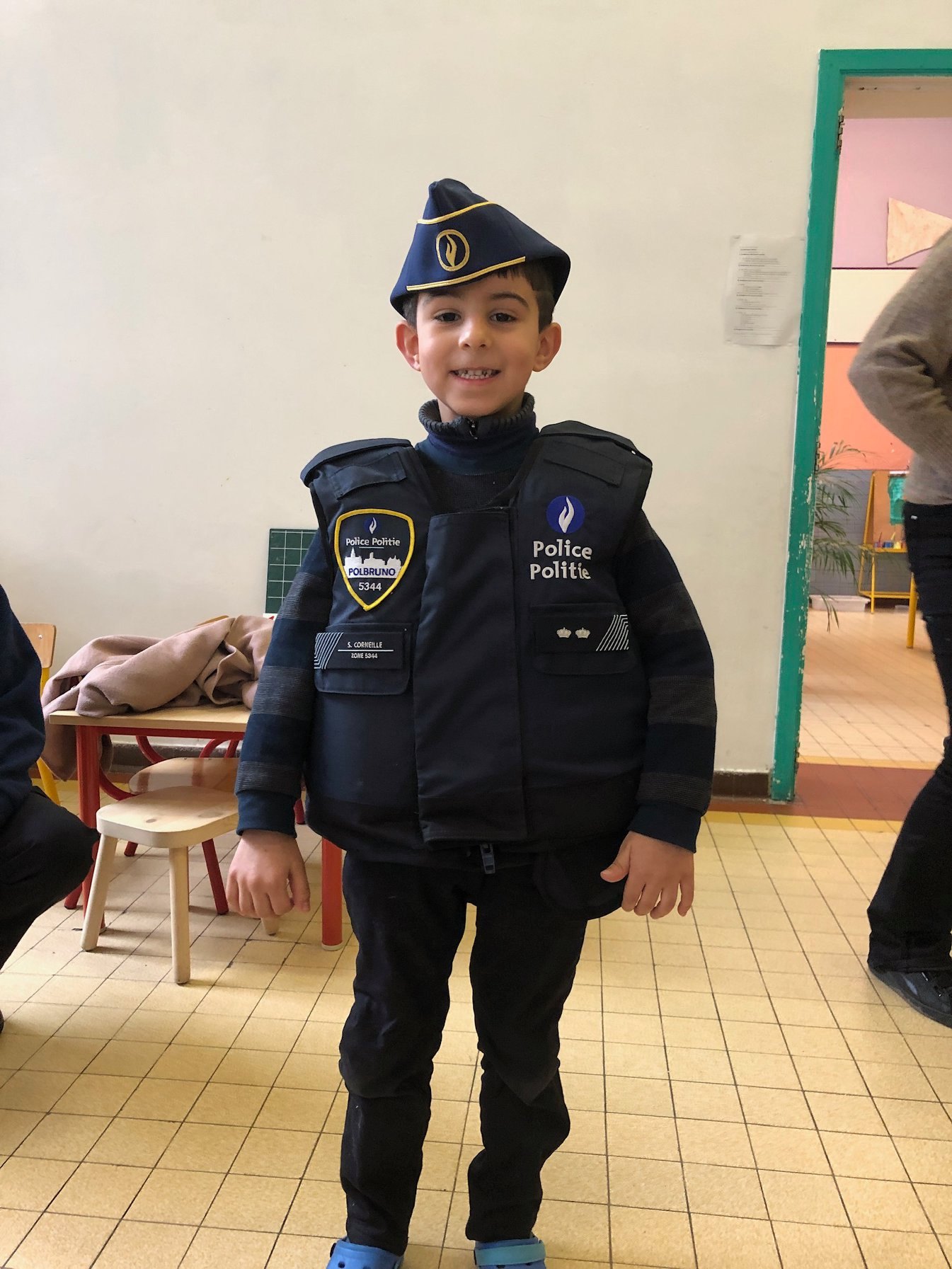 Visite de la police chez Monsieur Cédric