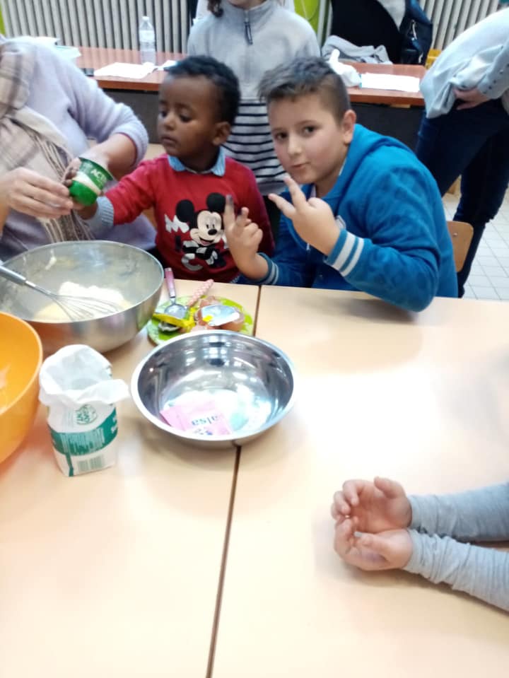 On pâtisse à la garderie