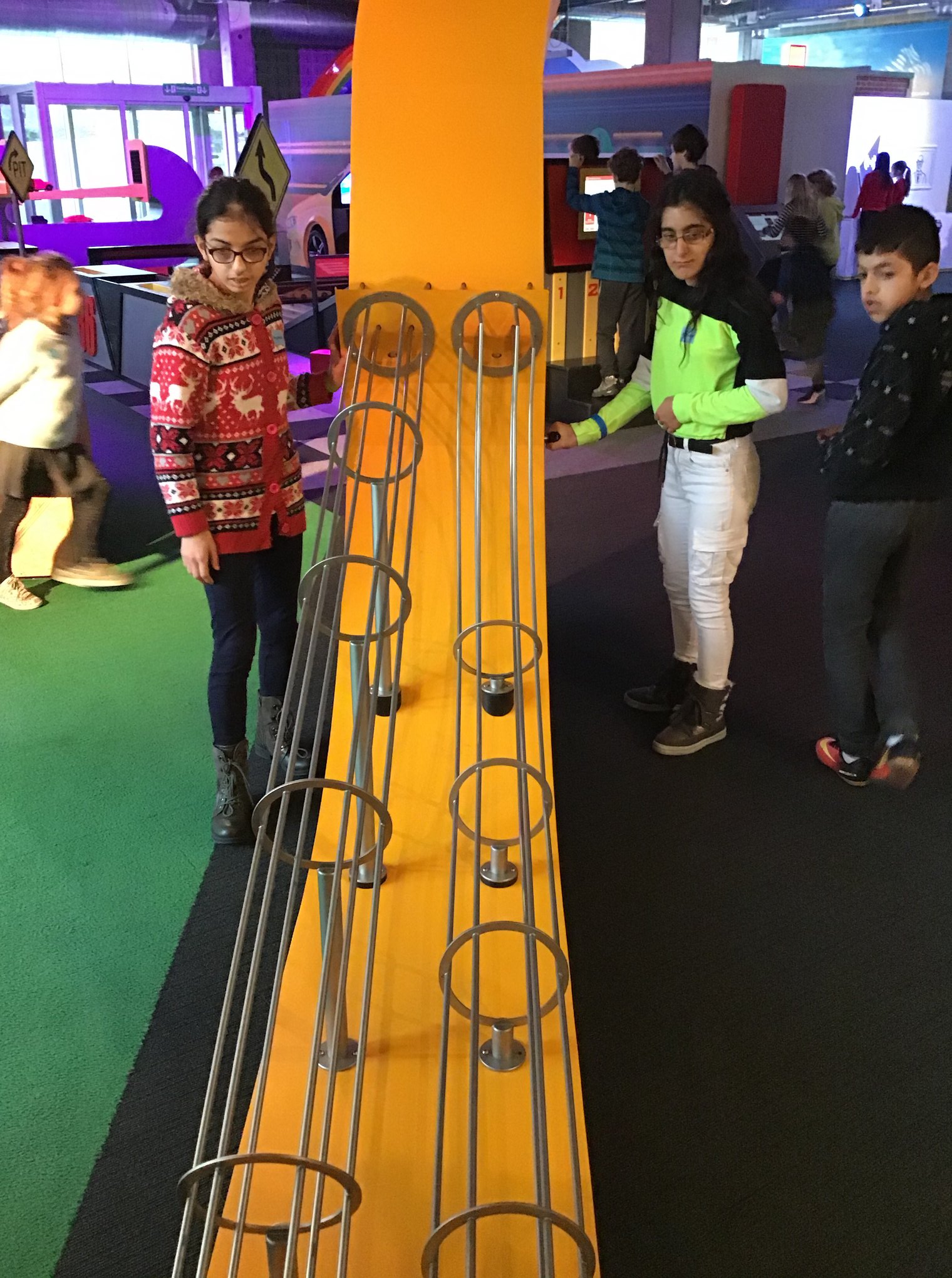 Les élèves de P5-P6 à Technopolis