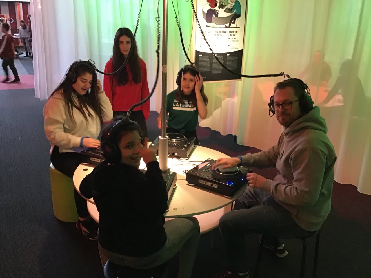 Les élèves de P5-P6 à Technopolis