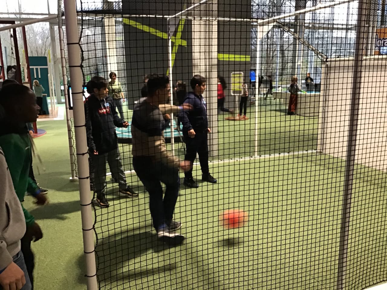 Les élèves de P5-P6 à Technopolis