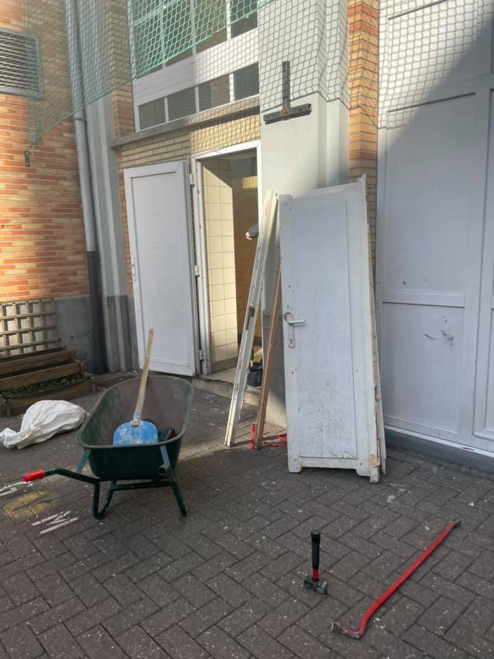 Rénovation des toilettes de la récréation