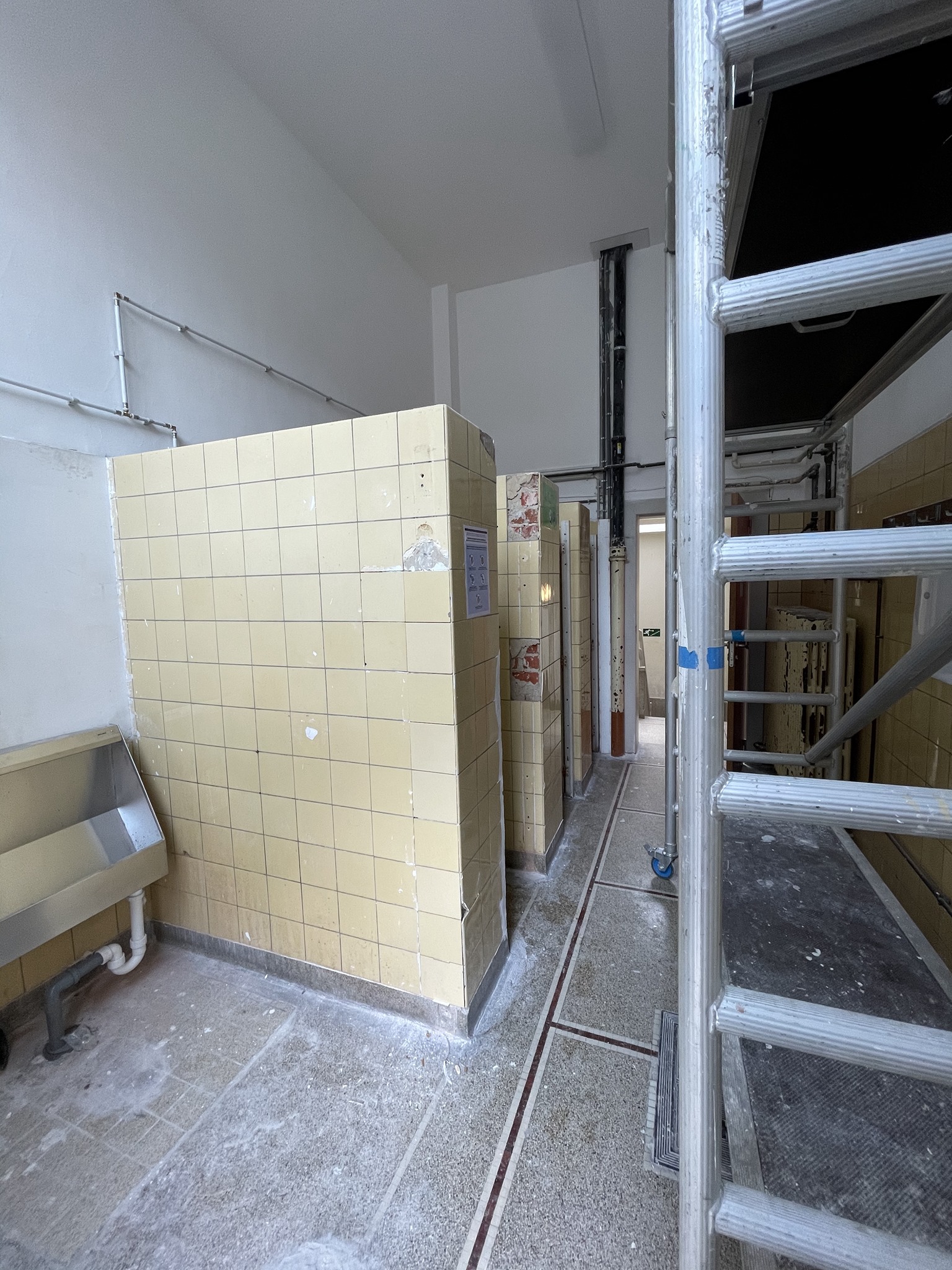 Rénovation des toilettes de la récréation