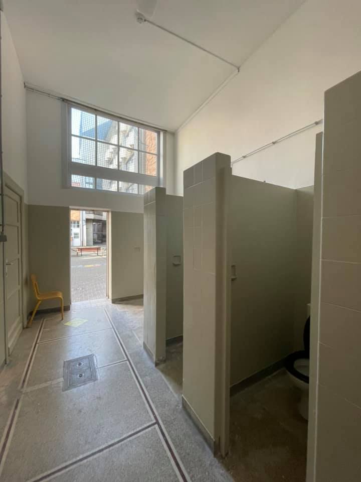 Rénovation des toilettes de la récréation