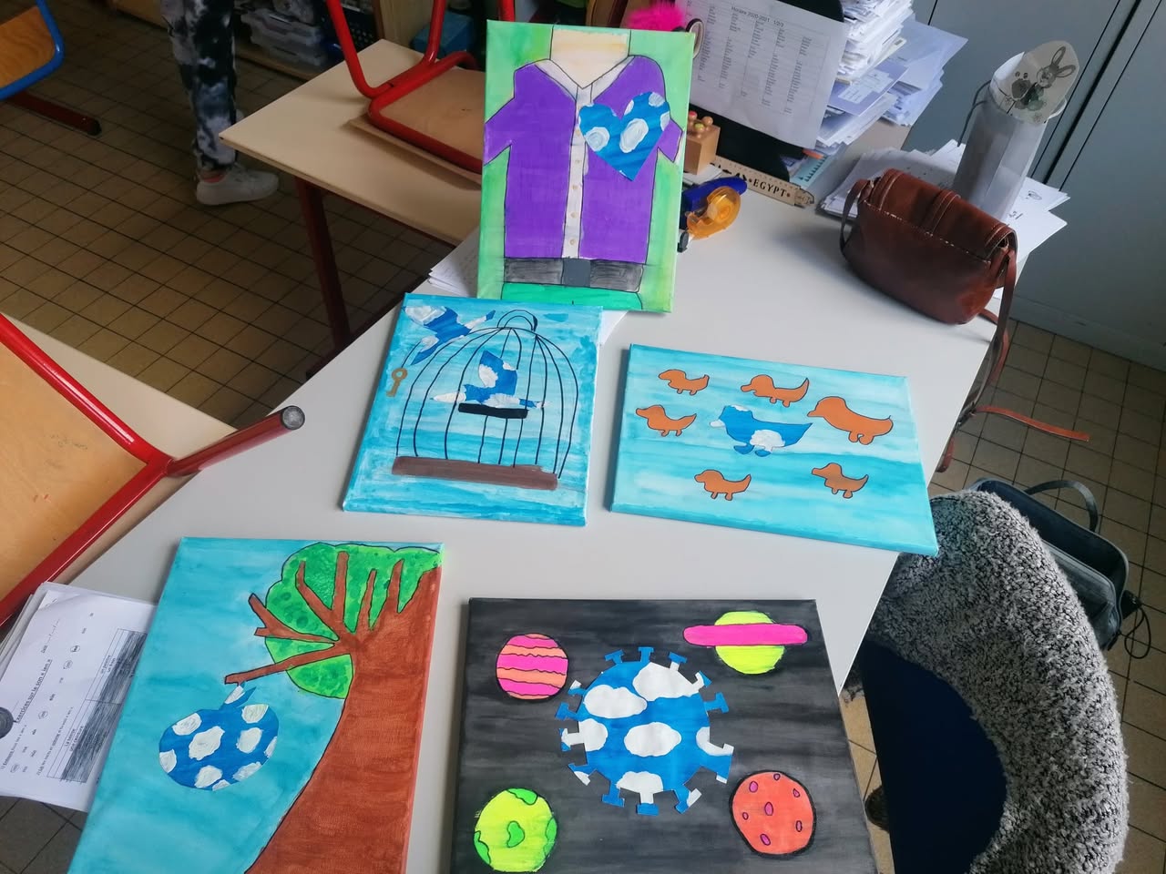 Visite du musée Magritte avec les P5 et P6