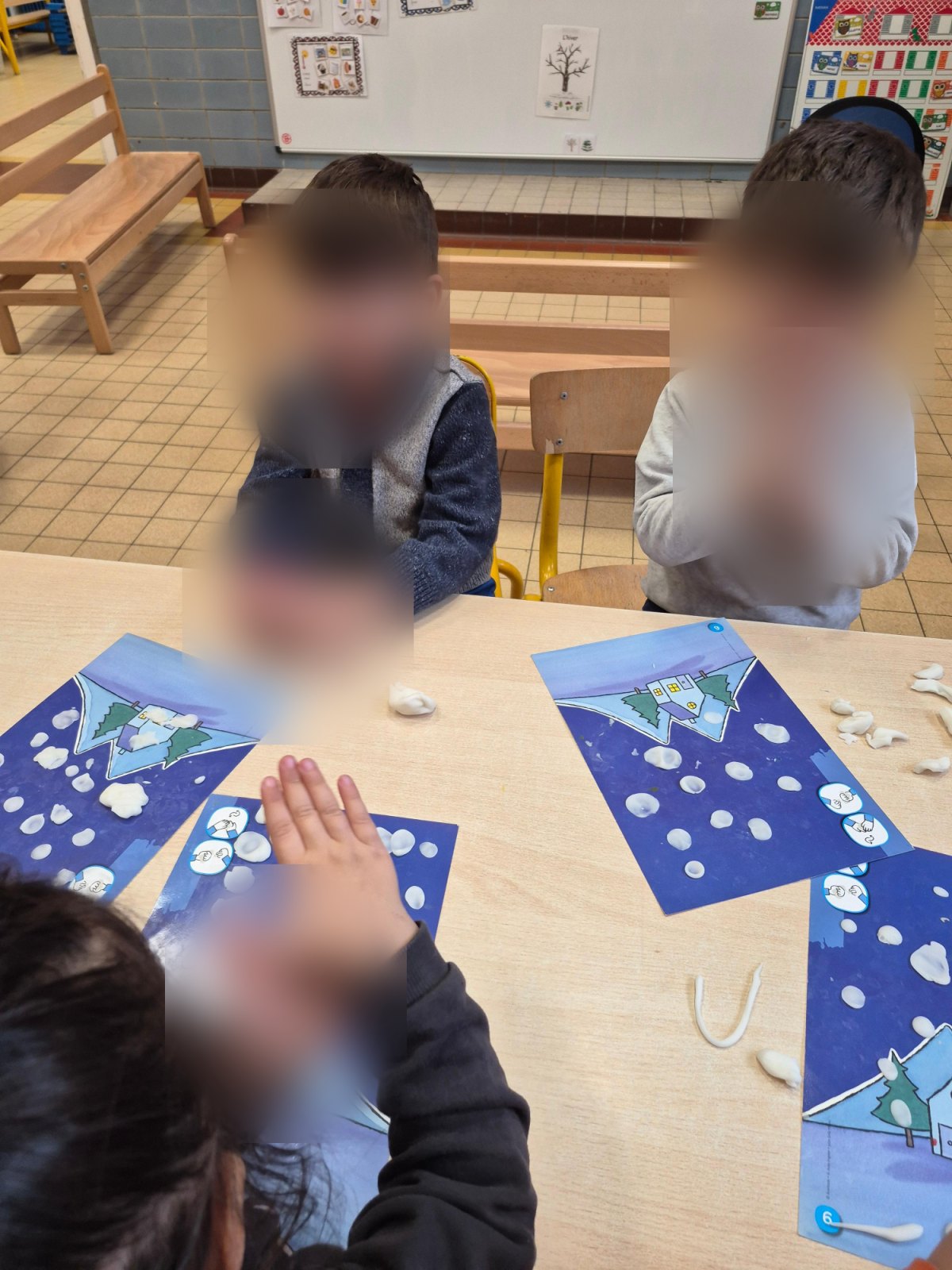 Le vocabulaire s'enrichit en s'amusant (classe M1A)