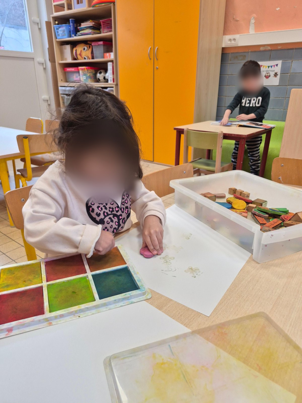 Apprendre par le jeu : les cartes et le mistigri (classe M1A)