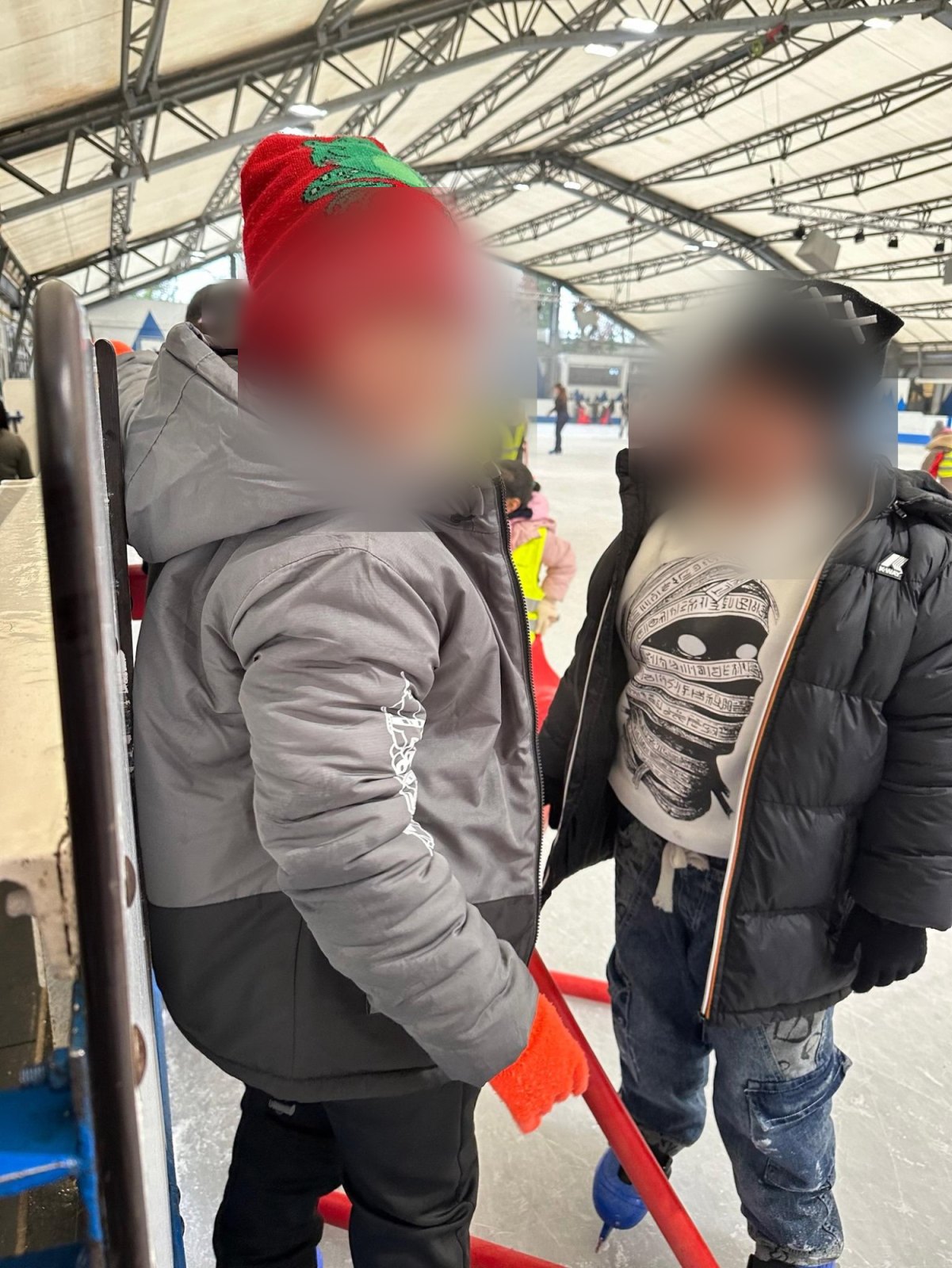 Souvenirs de la matinée à la patinoire (classe P3A)