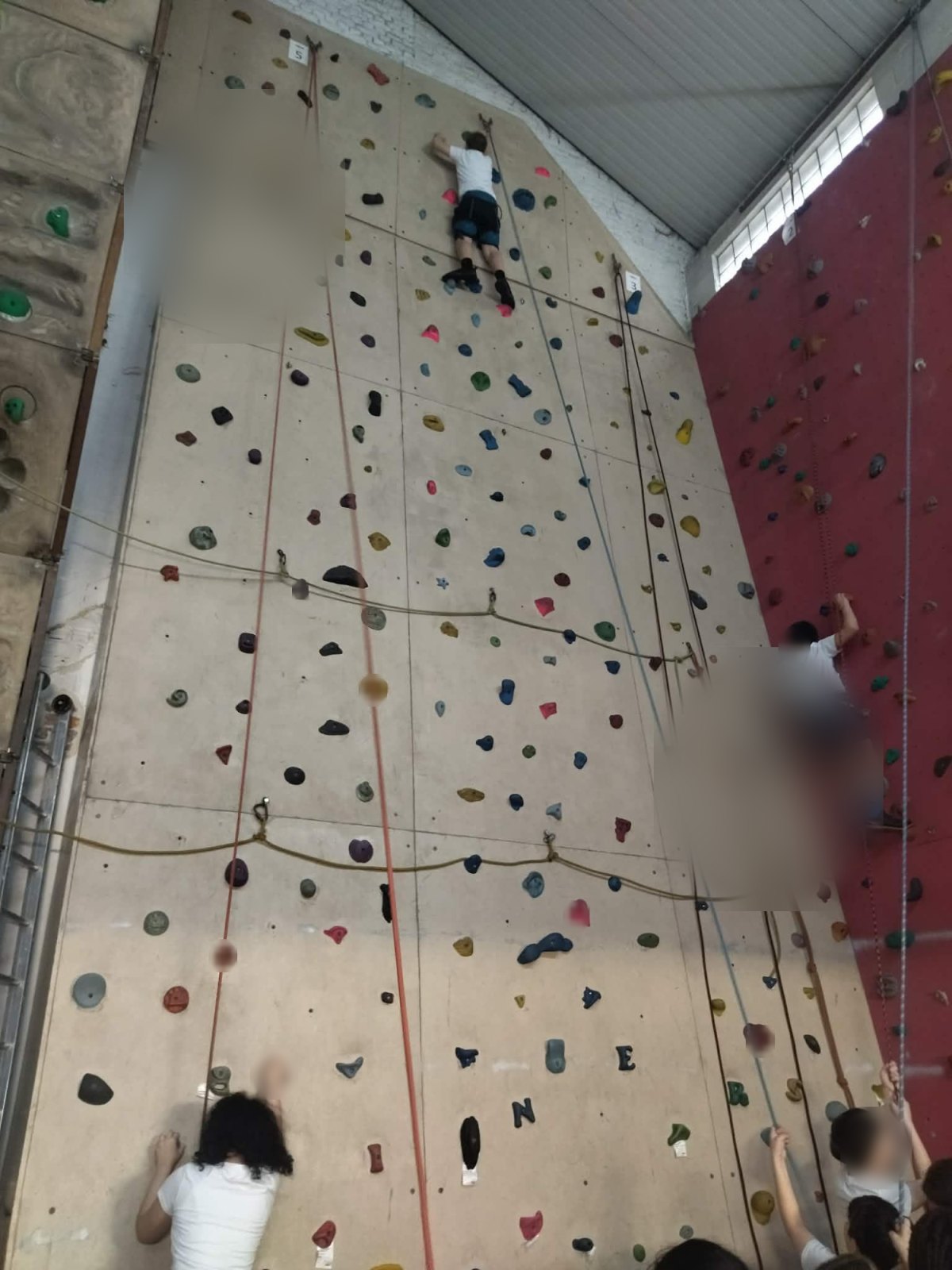 Clap de fin pour l'escalade (classe P5A)
