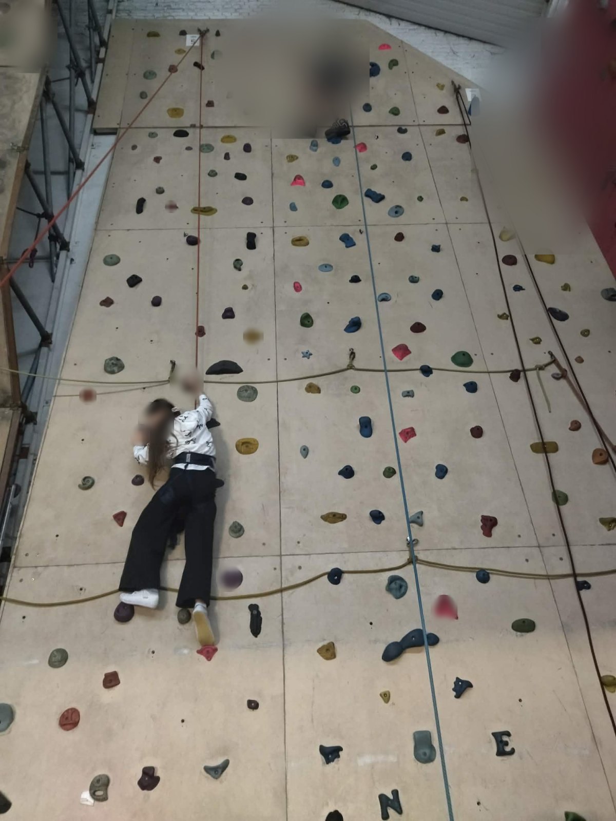 Clap de fin pour l'escalade (classe P5A)